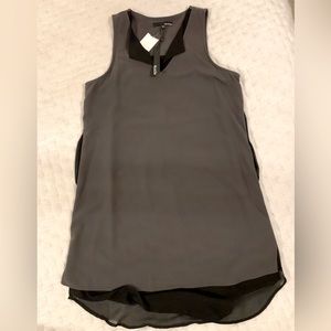 Sleeveless tunic top, womens M